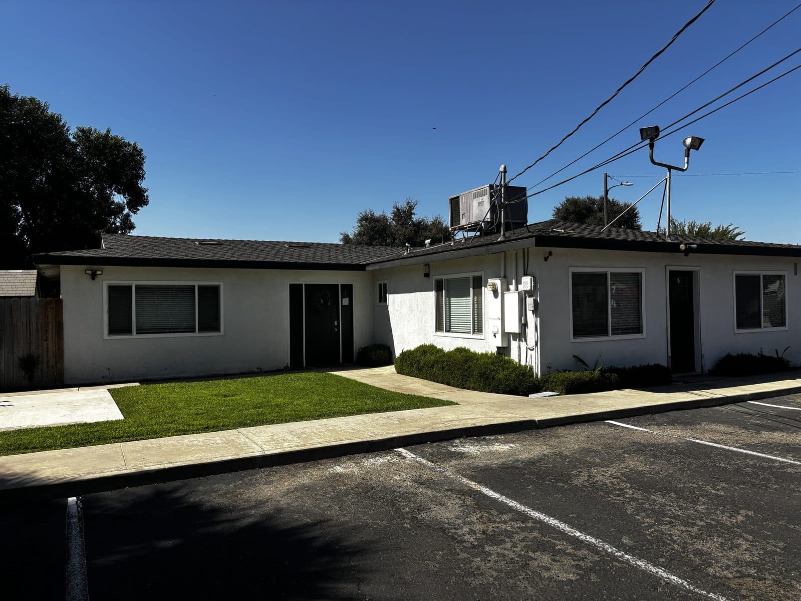 Dorothea Ave office